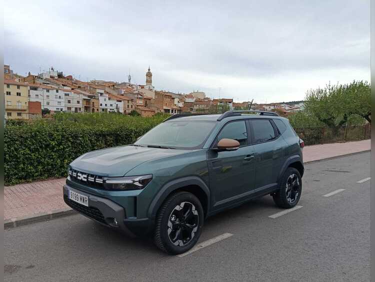 Dacia Nuevo Duster Extreme TCe Mild Hybrid 4x4 foto 2