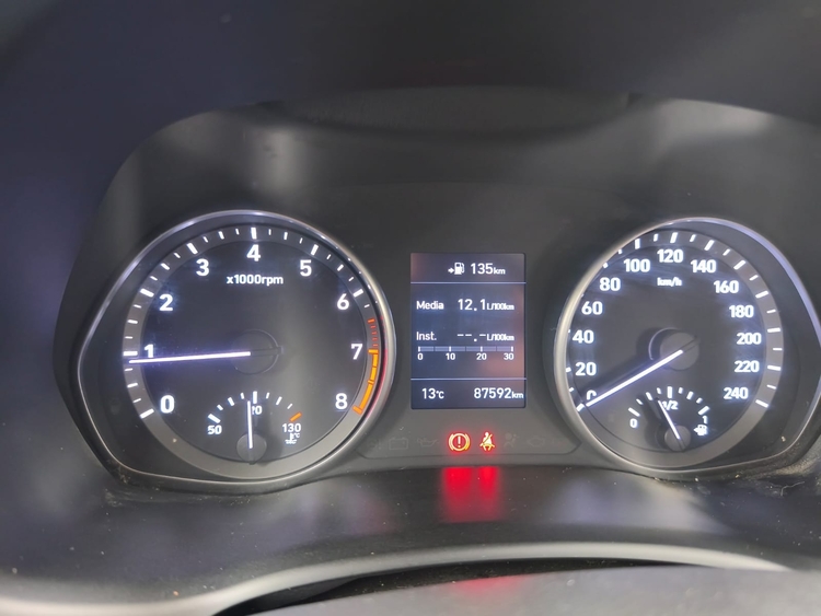 Hyundai i30 1.0 T-GDI 120 CV “TECNO Pack” foto 9